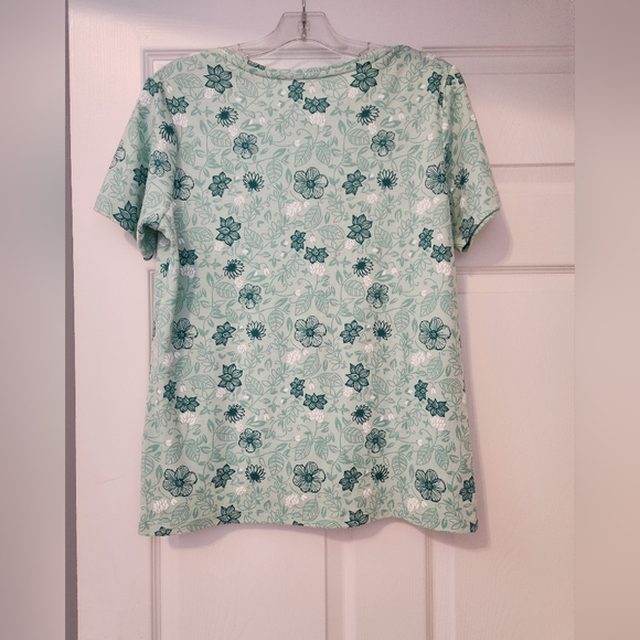 💥SALE💥CC Hughes, Large, Green, White Floral Women's top - Picture 3 of 6
